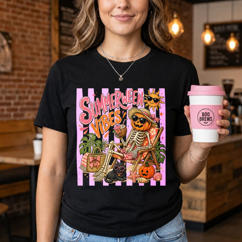 Retro Summer Halloween Vibes Skeleton Pumpkin Beach Classic T-Shirt