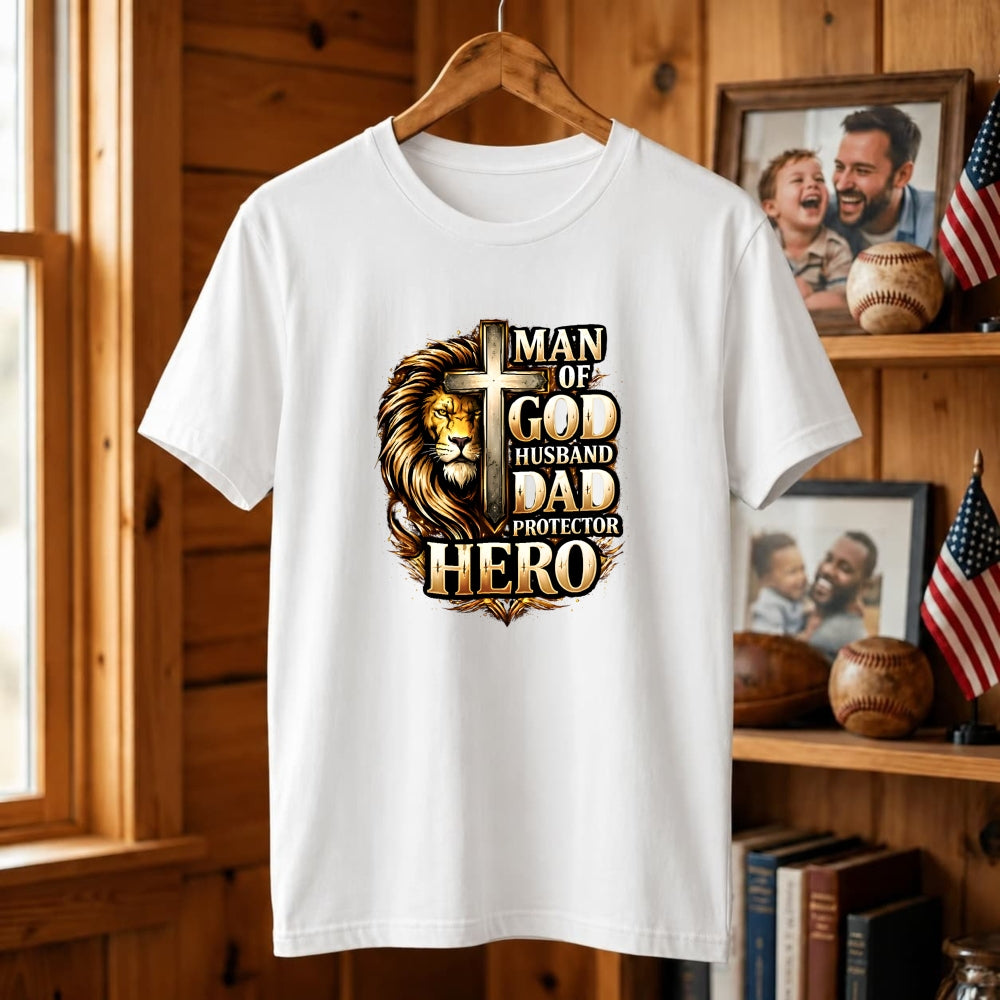 Religious Lion Cross Man Of God Husband Dad Protector Hero Classic T-Shirt