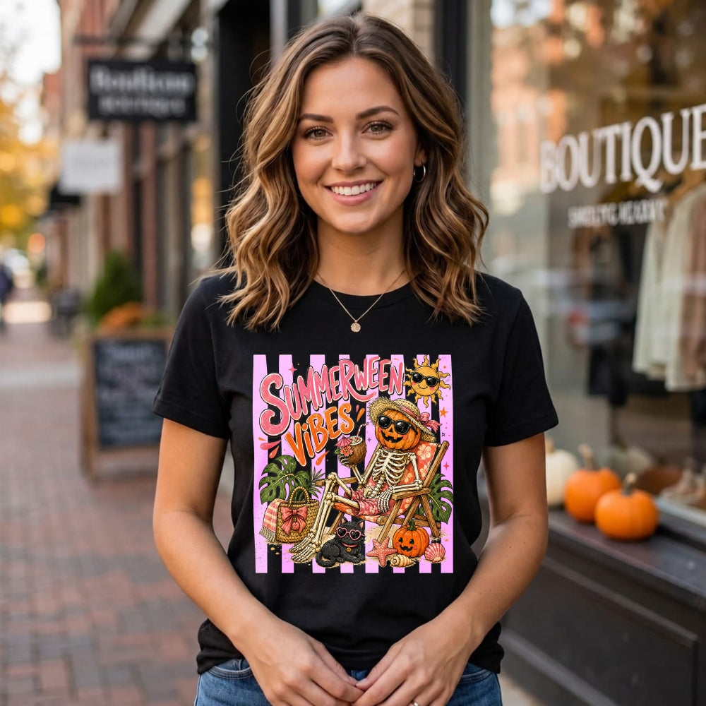 Retro Summer Halloween Vibes Skeleton Pumpkin Beach Classic T-Shirt