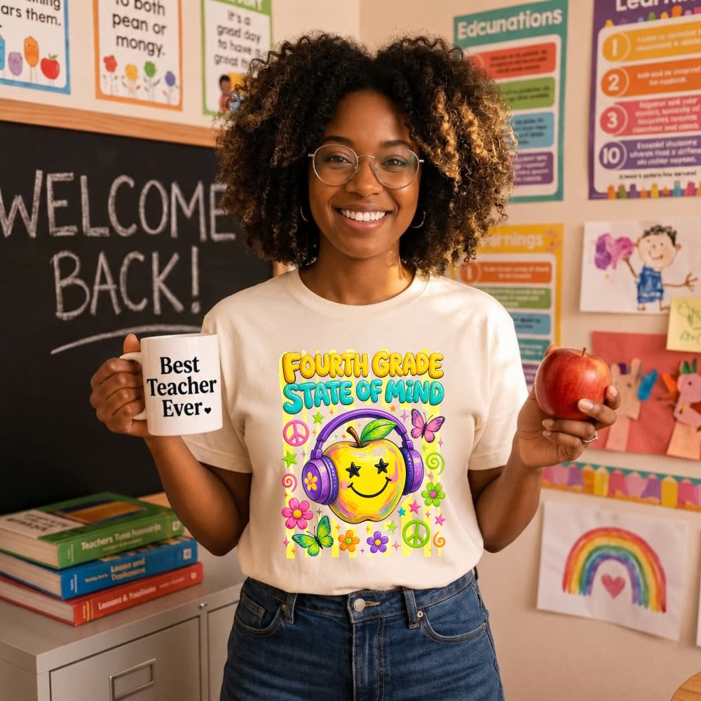 Retro Groovy Fourth Grade State Of Mind Apple Classic T-Shirt